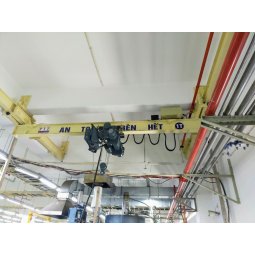 Cầu trục 2 tấn Hitachi Nhật treo dầm đơn hạn chế chiều cao nâng khẩu độ 10m